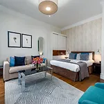 The Apartments, Chelsea