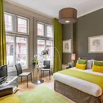 The Apartments, Chelsea